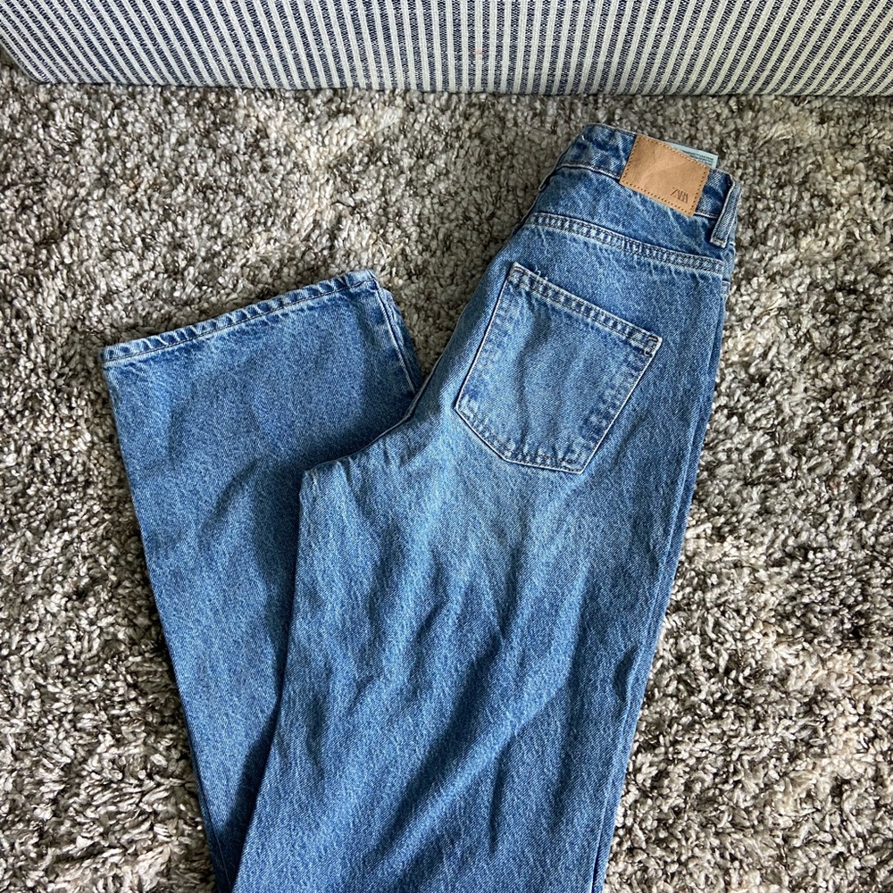 Zara Blue Straight Leg Jeans Timeless Style